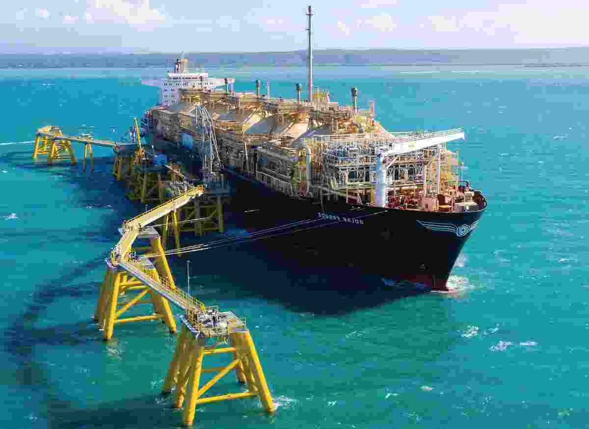 Petronet LNG Ltd, India's biggest liquefied natural gas company, will in 2025 start supplying LNG to Sri Lanka Petronet LNG Ltd, India's biggest liquefied natural gas company, will in 2025 start supplying LNG to Sri Lanka