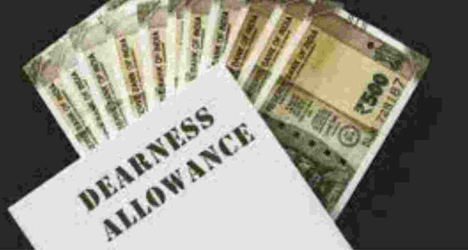 Bengal govt hikes DA by 4 per cent Bengal govt hikes DA by 4 per cent