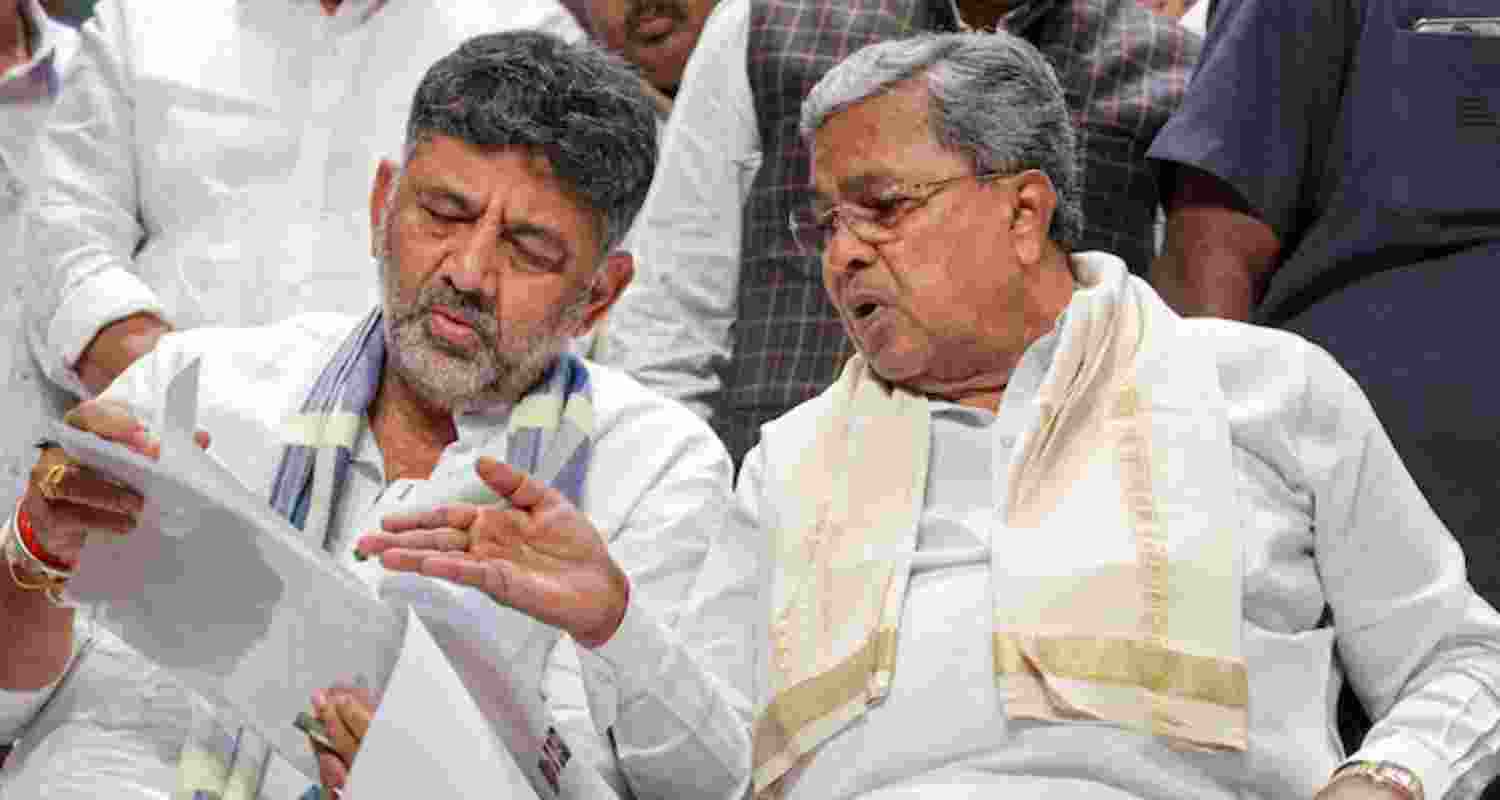 Ten DK Shivakumar camp MLAs rush to Delhi as Congress hits 2.5-year mark in Karnataka. Ten DK Shivakumar camp MLAs rush to Delhi as Congress hits 2.5-year mark in Karnataka.
