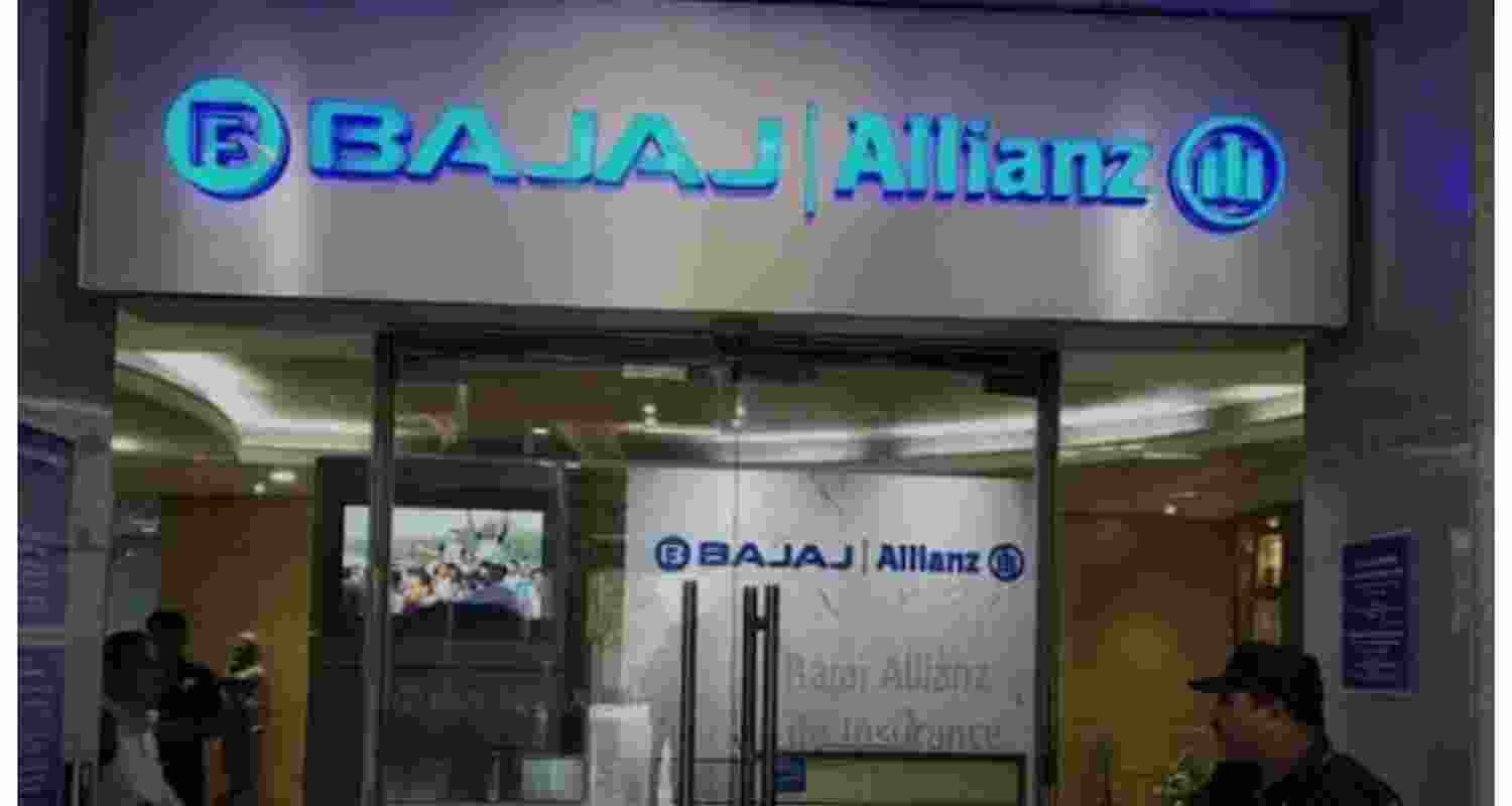 The Association of Healthcare Providers of India (AHPI) said on Friday it had restored cashless hosptalisation services to private health insurer, Bajaj Allianz General Insurance, after a meeting between officials of the two to resolve their dispute The Association of Healthcare Providers of India (AHPI) said on Friday it had restored cashless hosptalisation services to private health insurer, Bajaj Allianz General Insurance, after a meeting between officials of the two to resolve their dispute