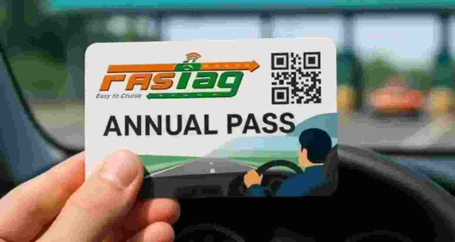The ₹3,000-worth annual pass would need the ‘Rajmargyatra app’ to be given to someone, the NHAI said The ₹3,000-worth annual pass would need the ‘Rajmargyatra app’ to be given to someone, the NHAI said