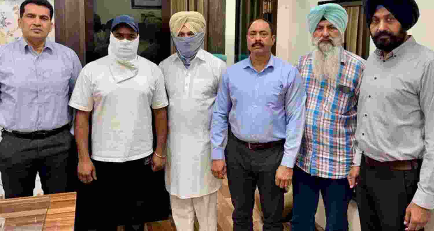 SHO, ASI arrested in bribery case in Punjab’s Hoshiarpur SHO, ASI arrested in bribery case in Punjab’s Hoshiarpur