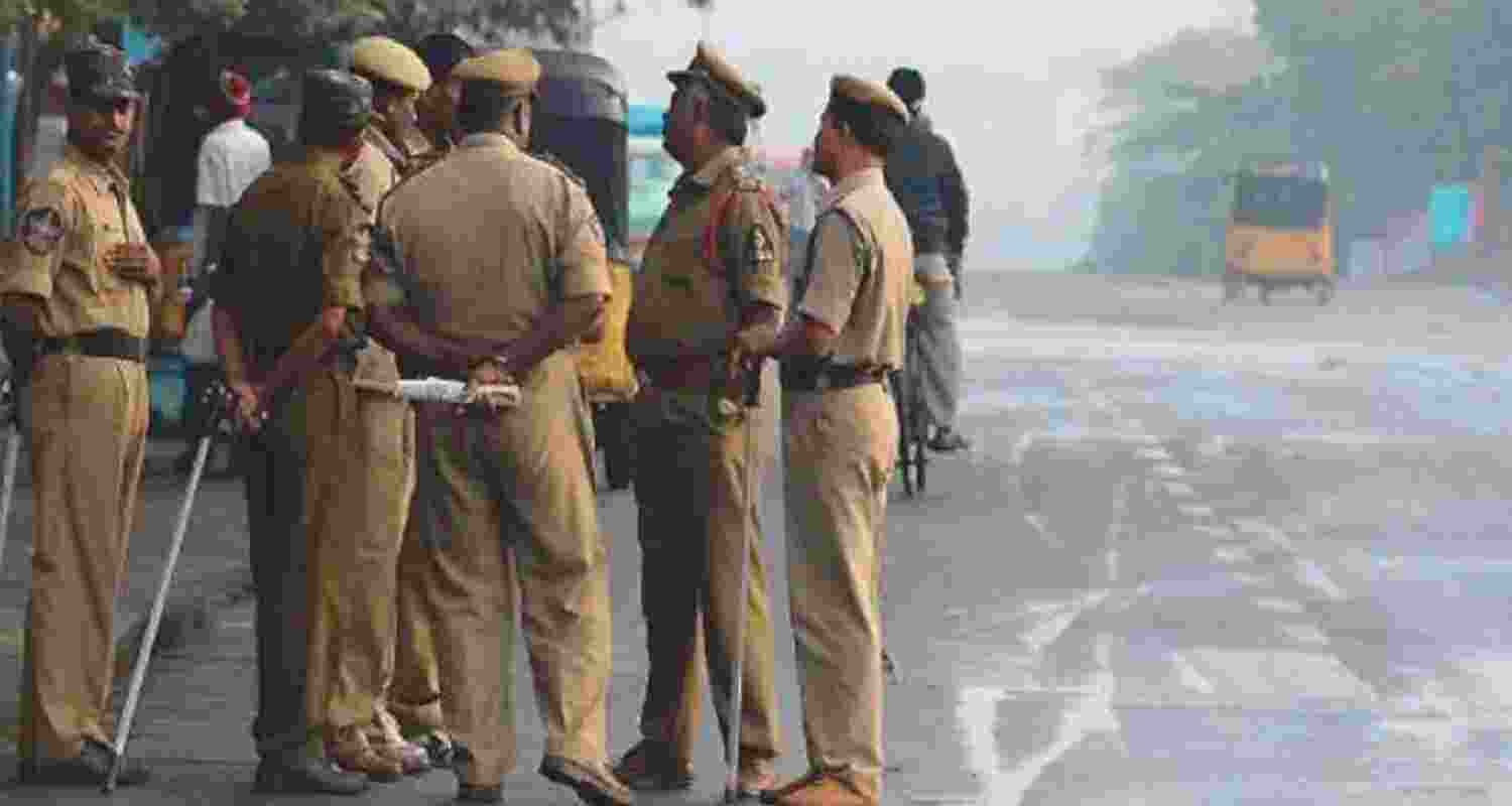 Himachal Pradesh police.  Himachal Pradesh police.