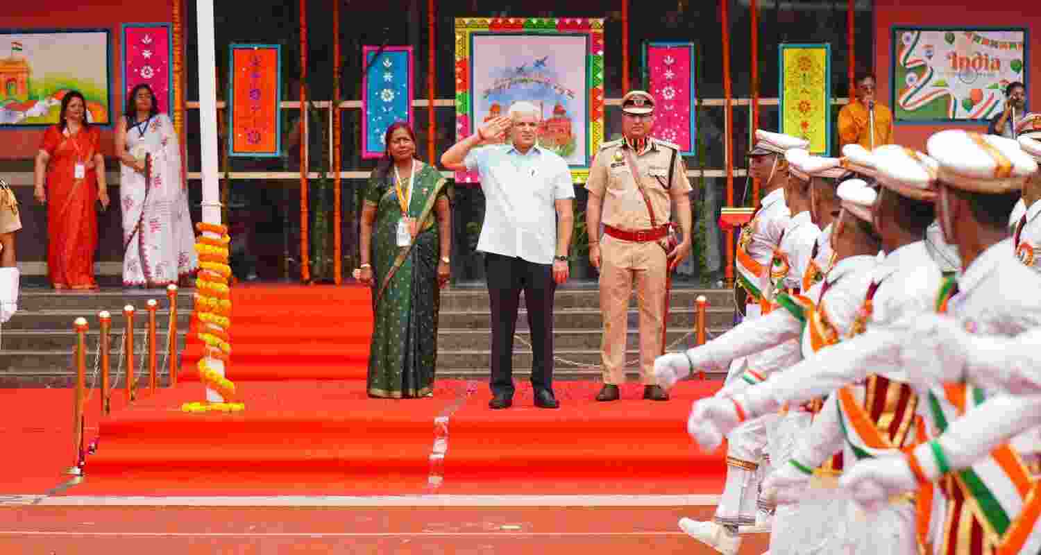 Delhi Minister Gahlot Calls CM Kejriwal A Modern Freedom Fighter In His I-Day Speech. Delhi Minister Gahlot Calls CM Kejriwal A Modern Freedom Fighter In His I-Day Speech.