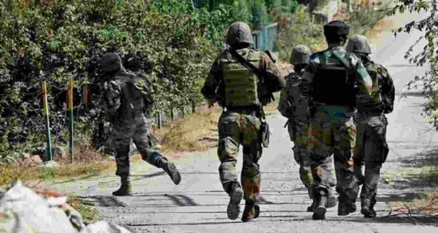 Security Forces Launch Manhunt After Sonamarg Shooting. Security Forces Launch Manhunt After Sonamarg Shooting.