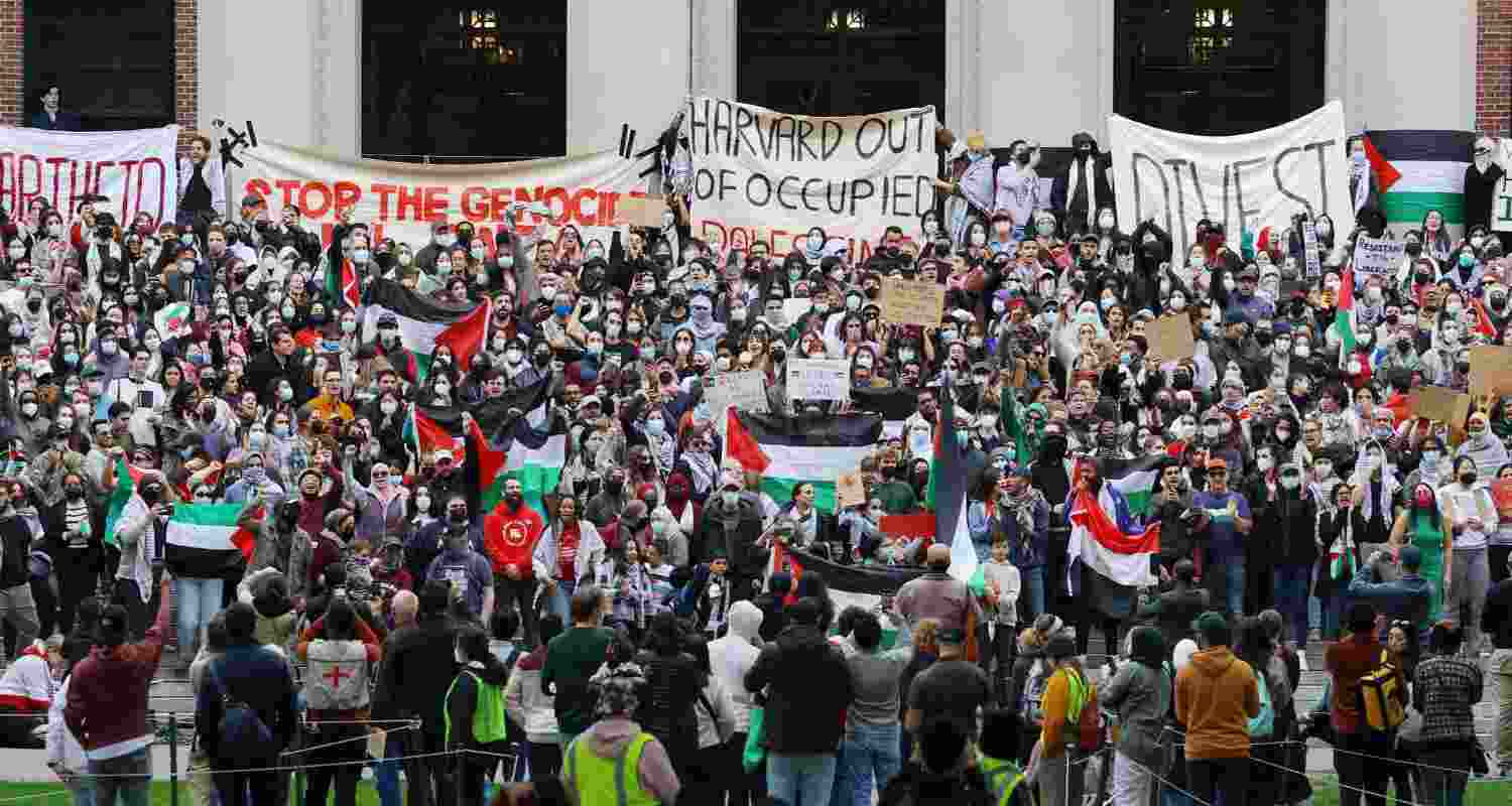 Students' Protest and Police Action Against Them Continues in USA Universities. Image X. Students' Protest and Police Action Against Them Continues in USA Universities. Image X.
