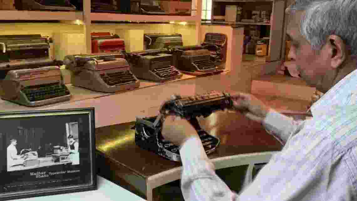 Indore man’s collection of 570 vintage typewriter keeps legacy alive Indore man’s collection of 570 vintage typewriter keeps legacy alive