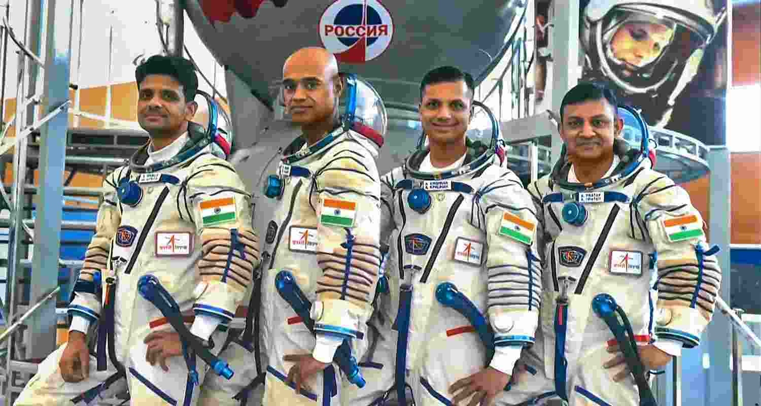 Indian astronauts who are selected for the gaganyaan space mission  Indian astronauts who are selected for the gaganyaan space mission