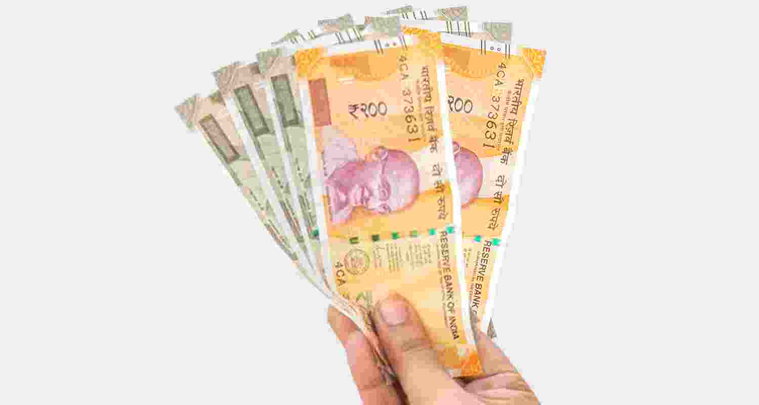 The Gujarat government on Thursday announced a 4 per cent hike in DA for its employees and pensioners. The Gujarat government on Thursday announced a 4 per cent hike in DA for its employees and pensioners.
