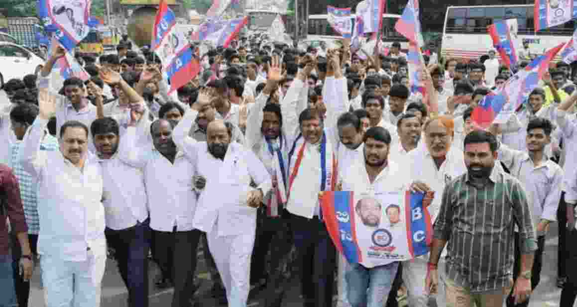 Rajya Sabha MP R Krishnaiah, widely regarded as the most prominent BC movement leader in both Telangana and Andhra Pradesh, has emerged as the face of the agitation. Rajya Sabha MP R Krishnaiah, widely regarded as the most prominent BC movement leader in both Telangana and Andhra Pradesh, has emerged as the face of the agitation.