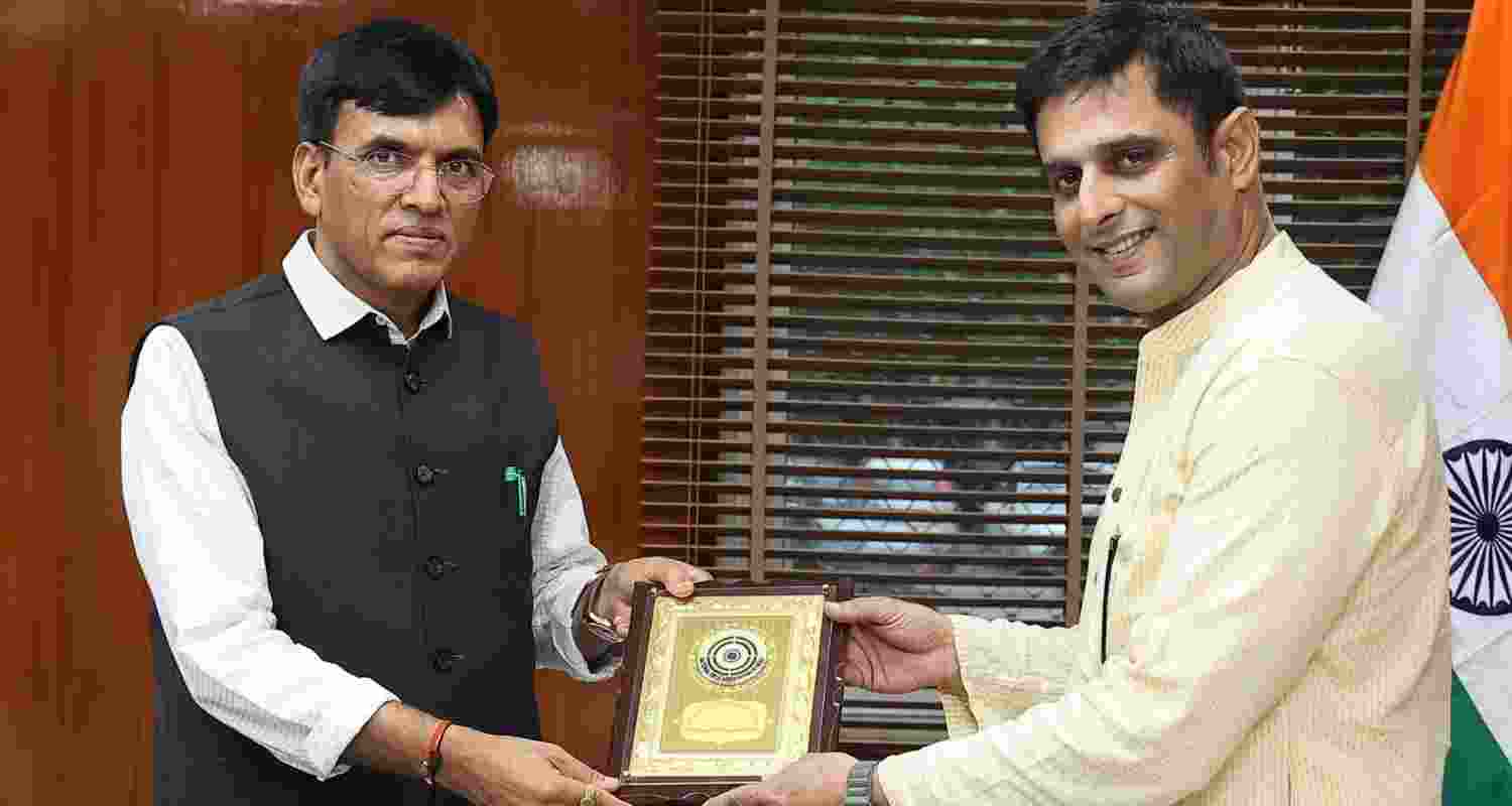 Kalikesh Singh Deo with Sports Minister Mansukh Mandaviya in Delhi. File Photo. Kalikesh Singh Deo with Sports Minister Mansukh Mandaviya in Delhi. File Photo.