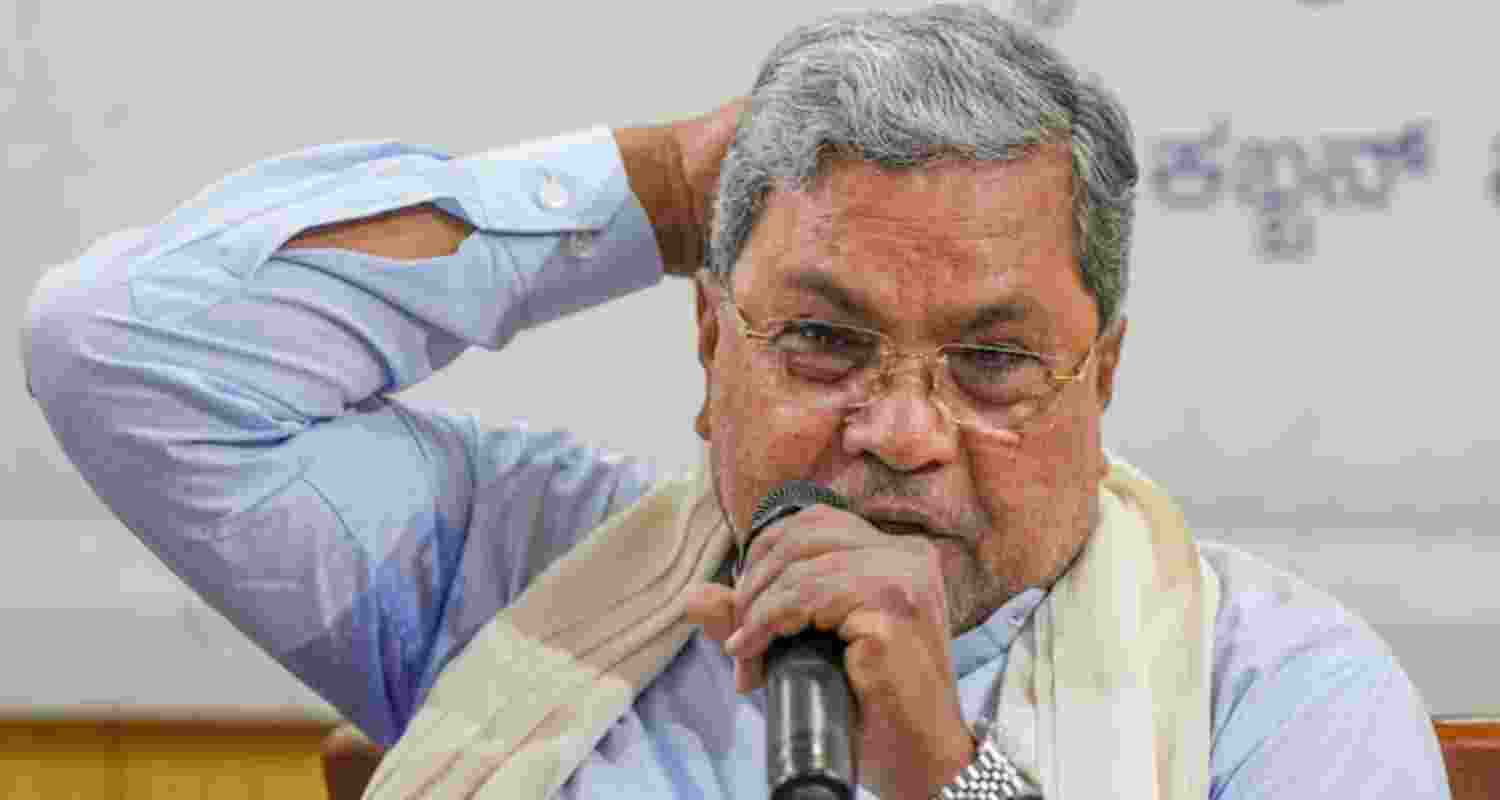 Karnataka Congress in turmoil as Siddaramaiah faces heat over Muda scam
 Karnataka Congress in turmoil as Siddaramaiah faces heat over Muda scam