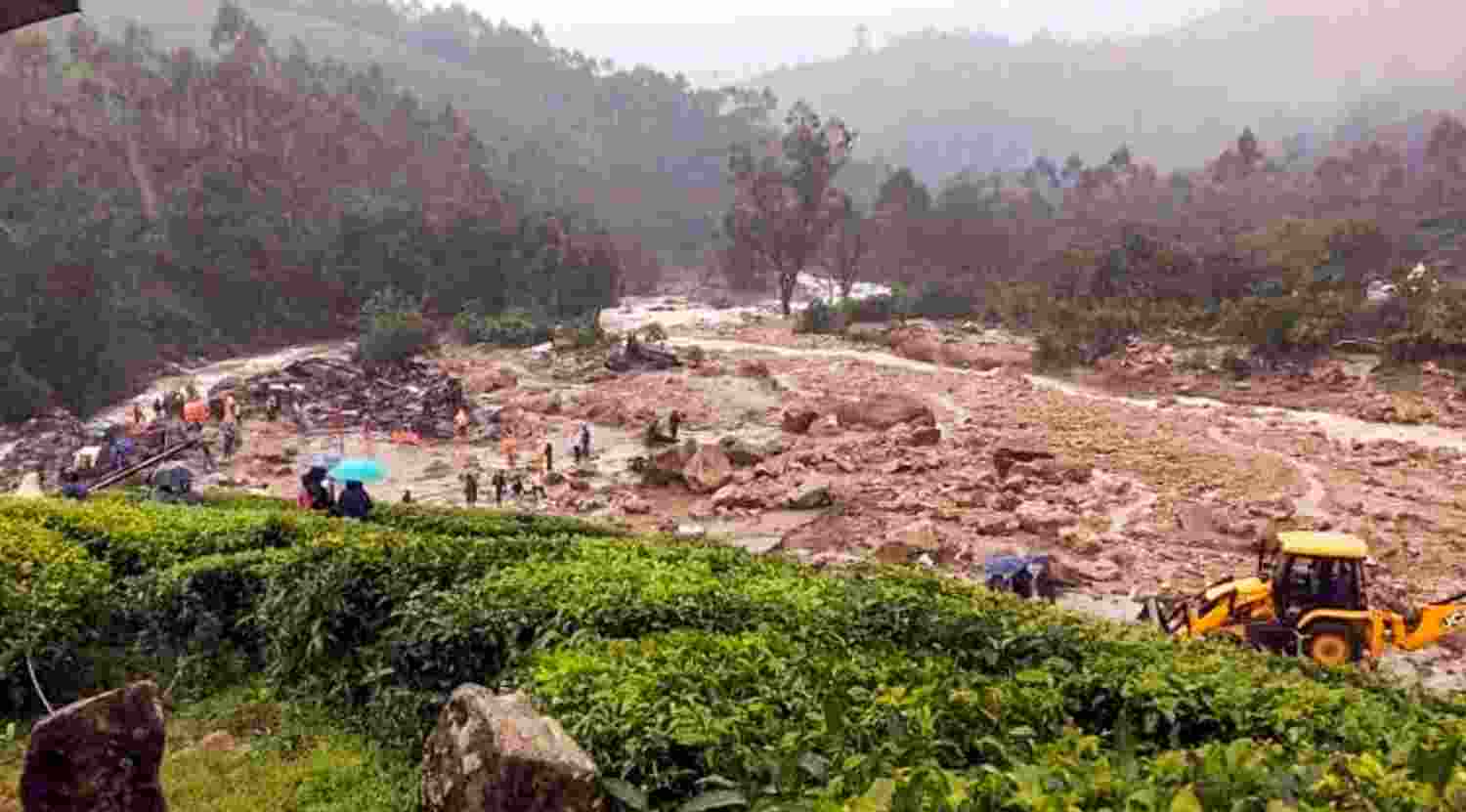 Kerala seeks army help for Wayanad landslide relief Kerala seeks army help for Wayanad landslide relief