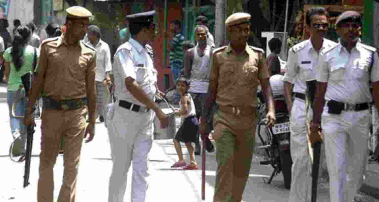 Kolkata Police to set up Pink Booths for women's safety Kolkata Police to set up Pink Booths for women's safety