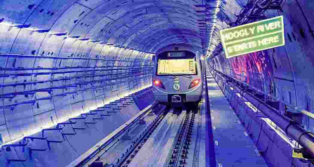 A marvel of engineering, the 520-meter under-river tunnel transcends the Hooghly River, connecting Kolkata and Howrah seamlessly. A marvel of engineering, the 520-meter under-river tunnel transcends the Hooghly River, connecting Kolkata and Howrah seamlessly.