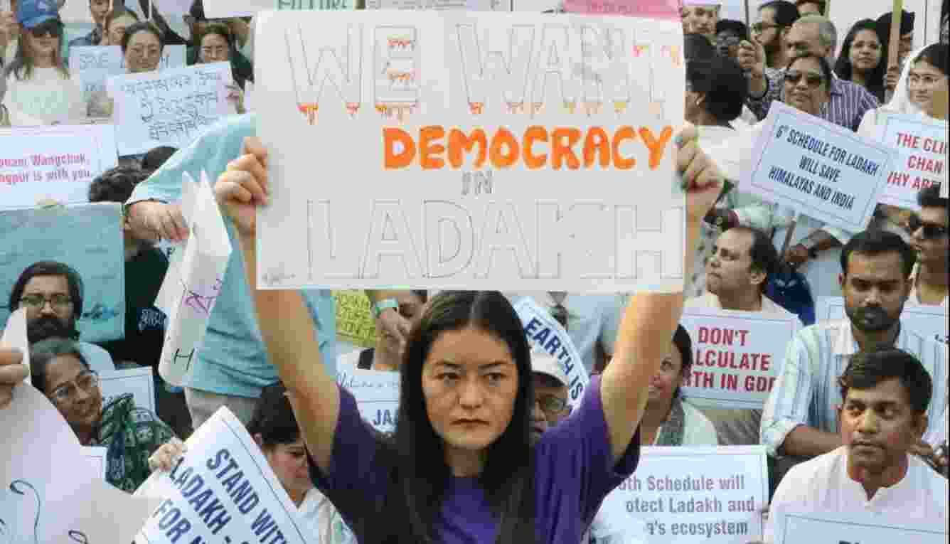 Ladakh to get new districts, more autonomy Ladakh to get new districts, more autonomy