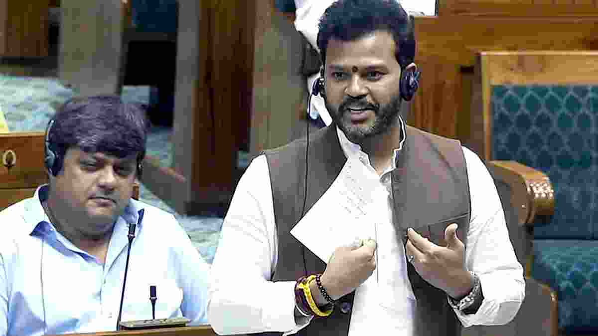 Lok Sabha passes Bhartiya Vayuyan Vidheyak Bill 2024 Lok Sabha passes Bhartiya Vayuyan Vidheyak Bill 2024