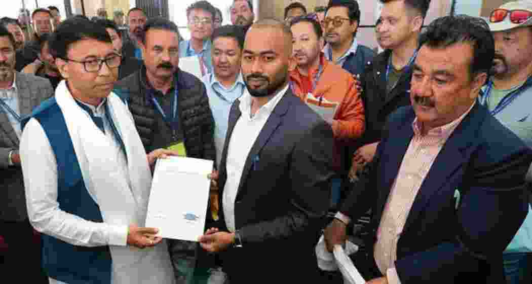 Haji Hanifa Jan, MP-elect from Ladakh showing his winning certificate in the recently concluded parliamentary elections. Haji Hanifa Jan, MP-elect from Ladakh showing his winning certificate in the recently concluded parliamentary elections.