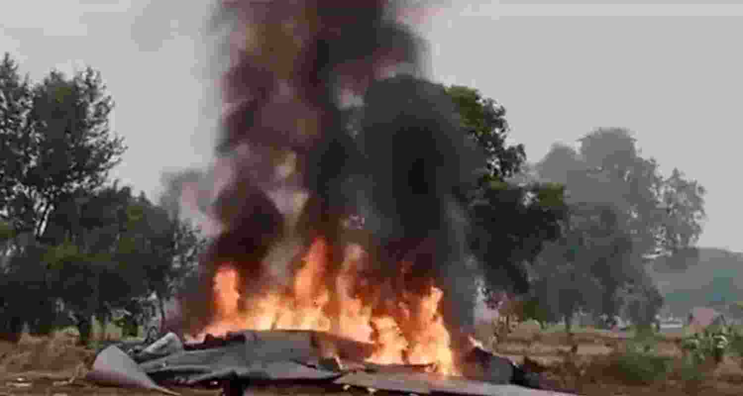 Screengrab of the burning Mig-29 aircraft. Screengrab of the burning Mig-29 aircraft.