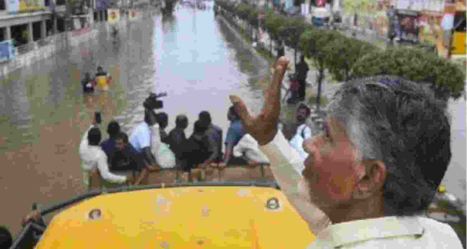 Waterlogging to recede as inflow into Budameru reduces: Naidu Waterlogging to recede as inflow into Budameru reduces: Naidu