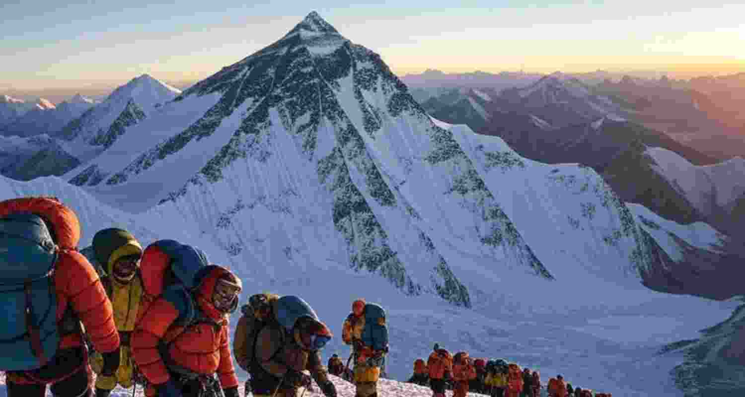 402 climbers get permission to scale Mt Everest this spring 402 climbers get permission to scale Mt Everest this spring