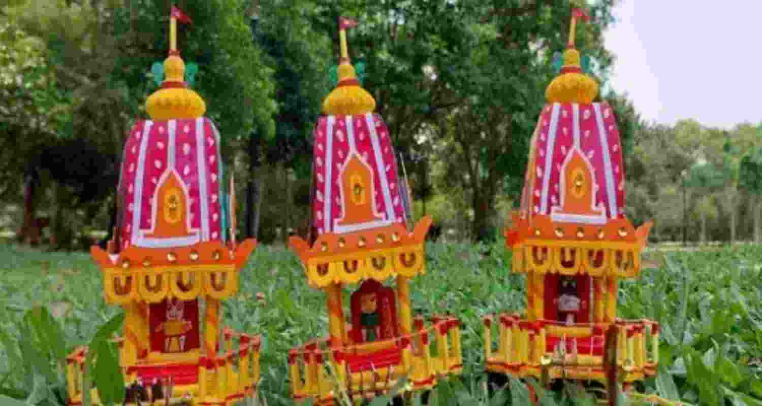 Odisha trader uses matchsticks to make Lord Jagannath chariot, discards wood
 Odisha trader uses matchsticks to make Lord Jagannath chariot, discards wood