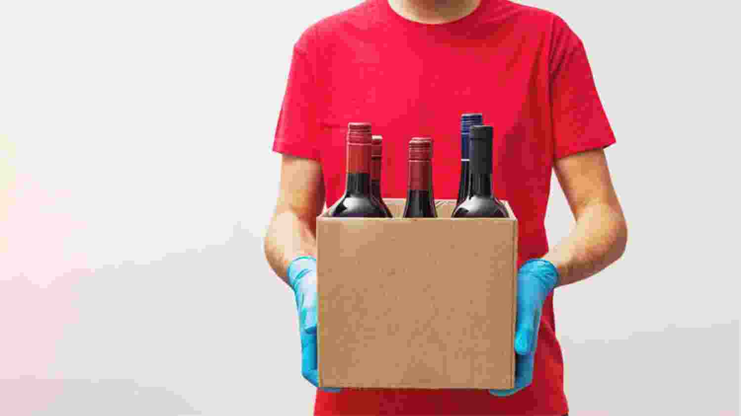 Swiggy, Zomato to offer online alcohol delivery soon Swiggy, Zomato to offer online alcohol delivery soon