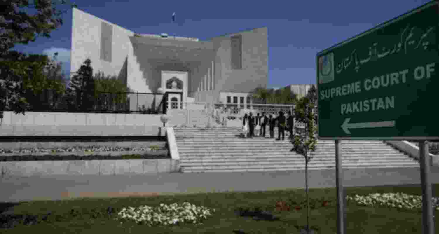 Pakistan Supreme Court. Pakistan Supreme Court.