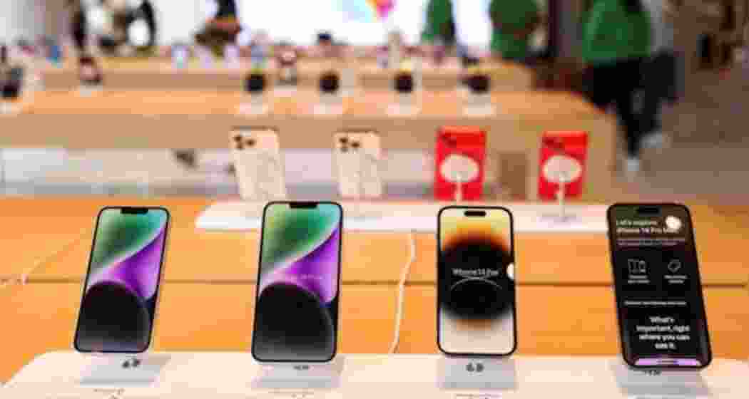 Import duty on mobiles, chargers cut to 15% Import duty on mobiles, chargers cut to 15%