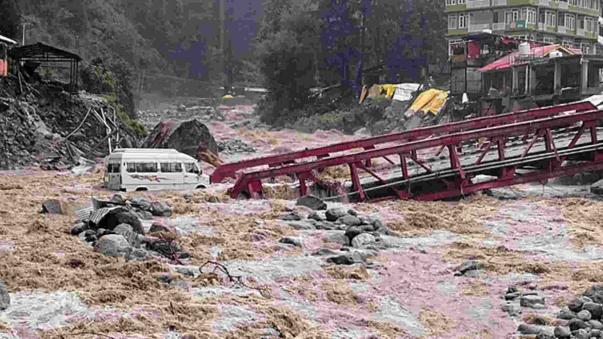SC notice to Centre, 3 flood hit states on flood devastation SC notice to Centre, 3 flood hit states on flood devastation