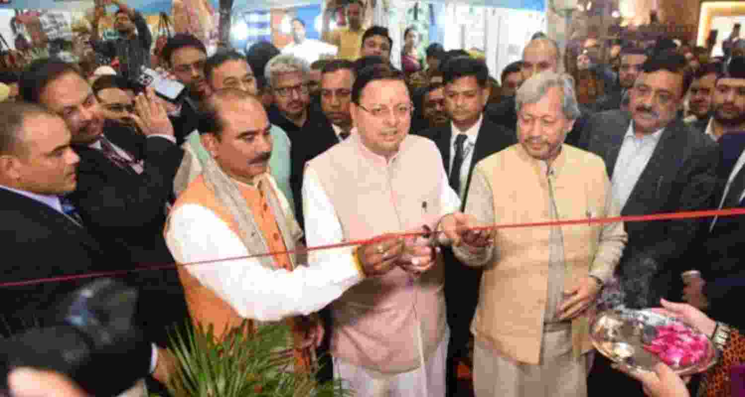 CM Pushkar Singh Dhami participates in Uttarakhand Diwas Samaroh. CM Pushkar Singh Dhami participates in Uttarakhand Diwas Samaroh.