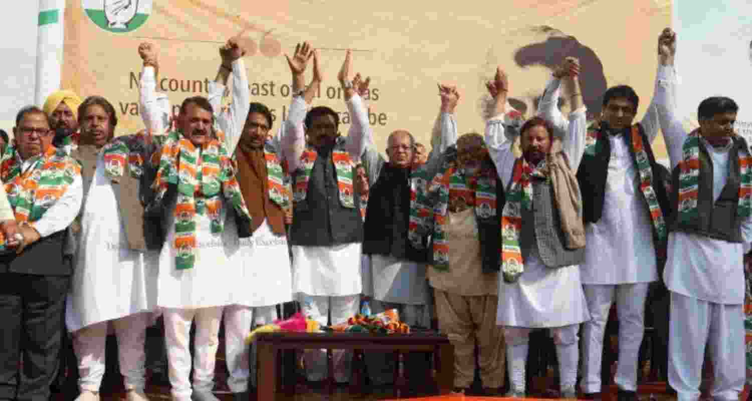 Setback to GN Azad as 2 ex ministers quit DPAP, join back Cong Setback to GN Azad as 2 ex ministers quit DPAP, join back Cong