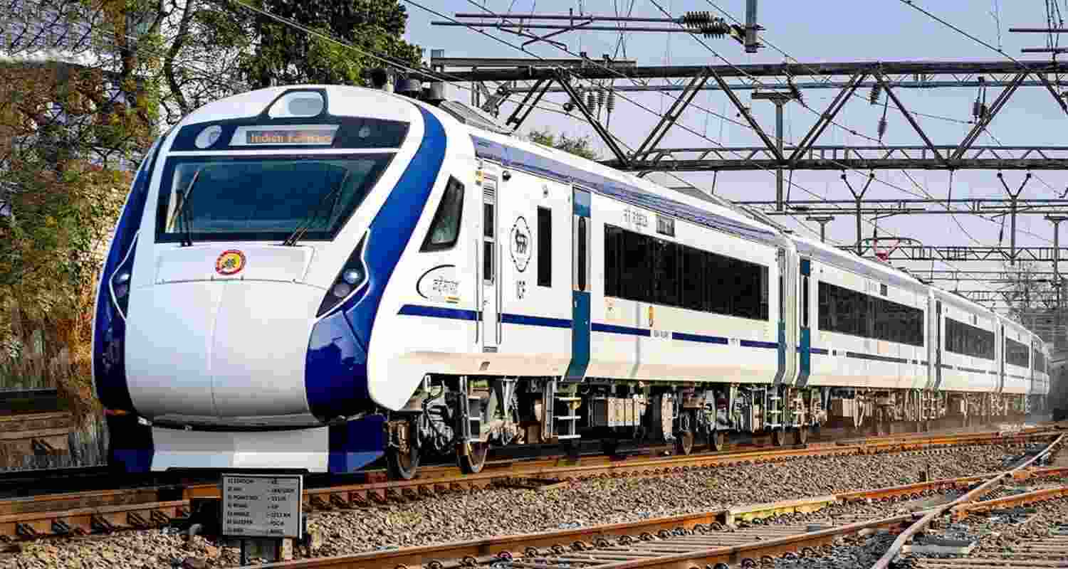 Railways laid an average 7.41 km track daily for 10 years, RTI reveals Railways laid an average 7.41 km track daily for 10 years, RTI reveals