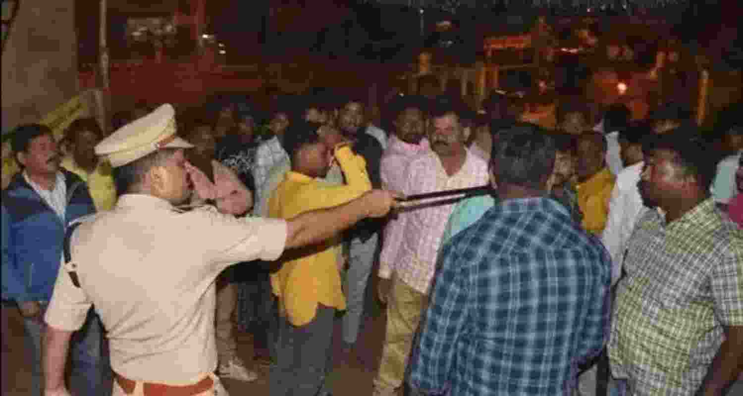 BJP accuses K'taka Cong of 'appeasement politics'
BJP accuses K'taka Cong of 'appeasement politics'