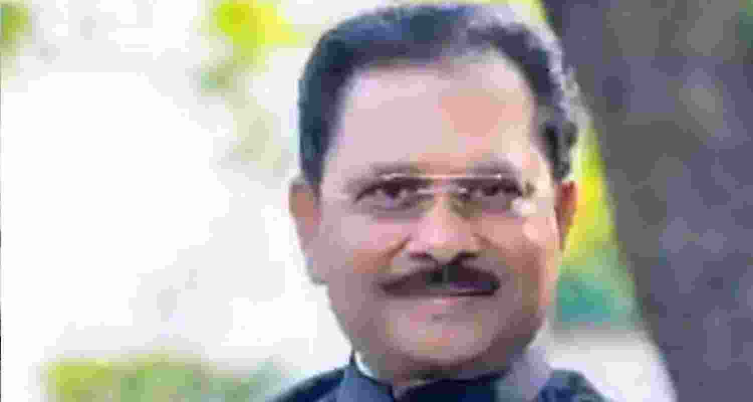 ED summons Dheeraj Sahu linking to Hemant Soren's land scam case ED summons Dheeraj Sahu linking to Hemant Soren's land scam case