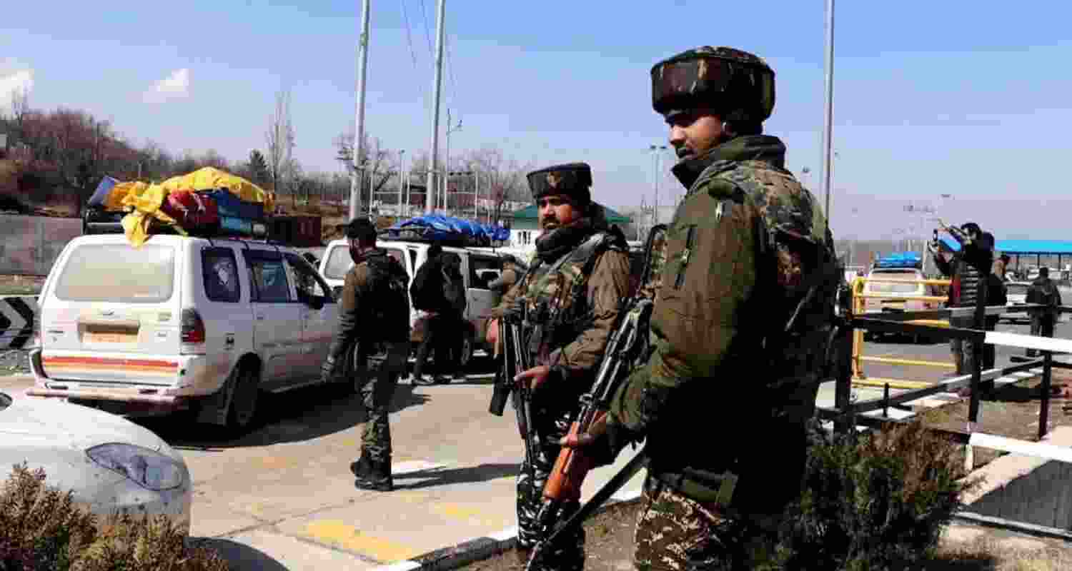 Officials confirm multi-layer security ahead of PM Modi's Kashmir visit.  Officials confirm multi-layer security ahead of PM Modi's Kashmir visit.