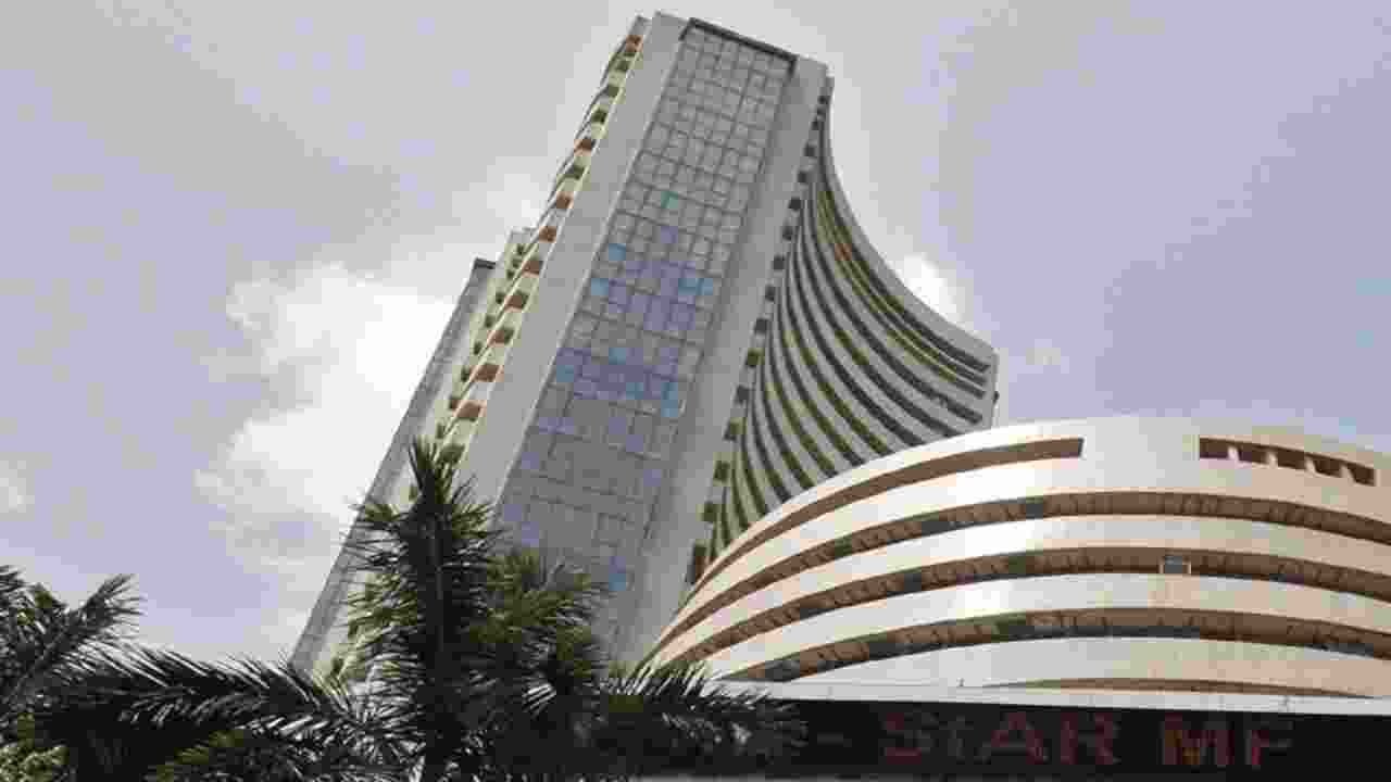 Sensex, Nifty hit fresh all-time high levels in early trade Sensex, Nifty hit fresh all-time high levels in early trade