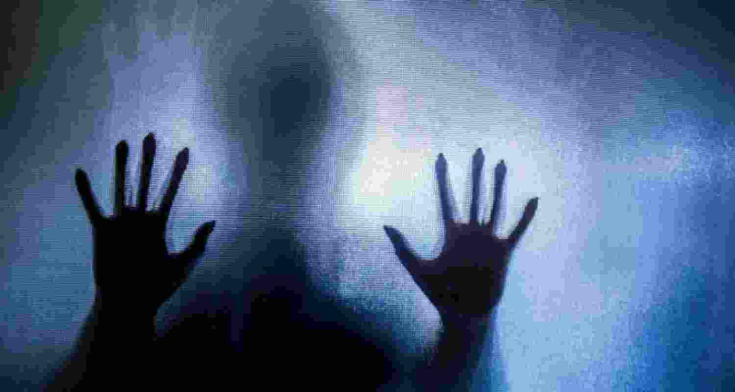 Sex rackets busted in Thane, several rescued
 Sex rackets busted in Thane, several rescued