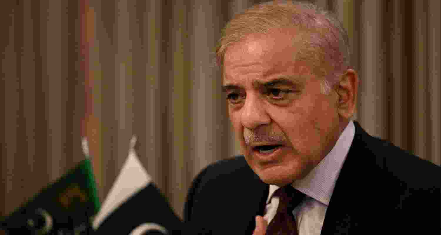 Sharif pledges economic stability plan as Pakistan turns 77 Sharif pledges economic stability plan as Pakistan turns 77