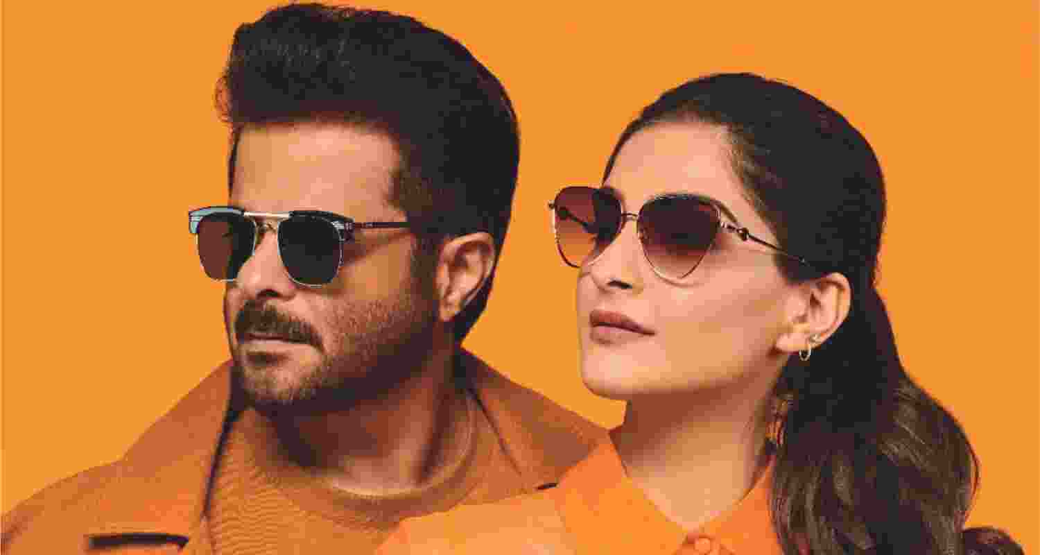 Actor Anil Kapoor with daughter and actress Sonam Kapoor. Actor Anil Kapoor with daughter and actress Sonam Kapoor.
