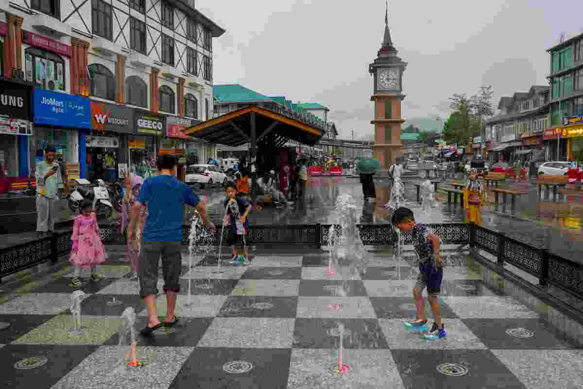 According to meteorological department officials, intermittent rain is expected until August 7. According to meteorological department officials, intermittent rain is expected until August 7.