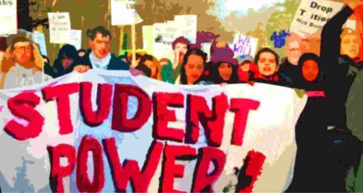 Political discussion on college campuses Political discussion on college campuses
