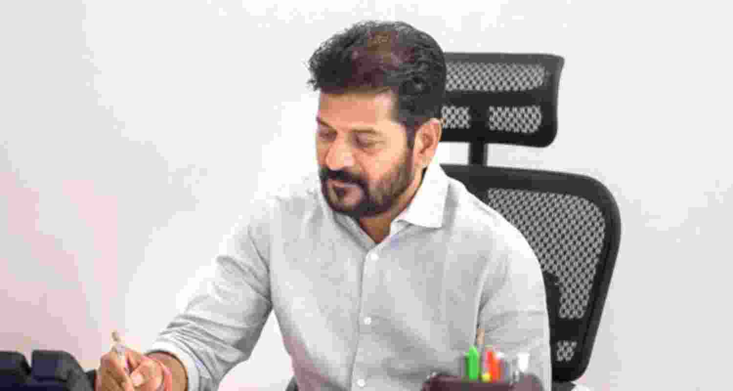 Chief Minister A Revanth Reddy has personally invited Prime Minister Narendra Modi, central ministers and others and also written to the top 100 industrialists in the country through CII and CREDAI. Chief Minister A Revanth Reddy has personally invited Prime Minister Narendra Modi, central ministers and others and also written to the top 100 industrialists in the country through CII and CREDAI.
