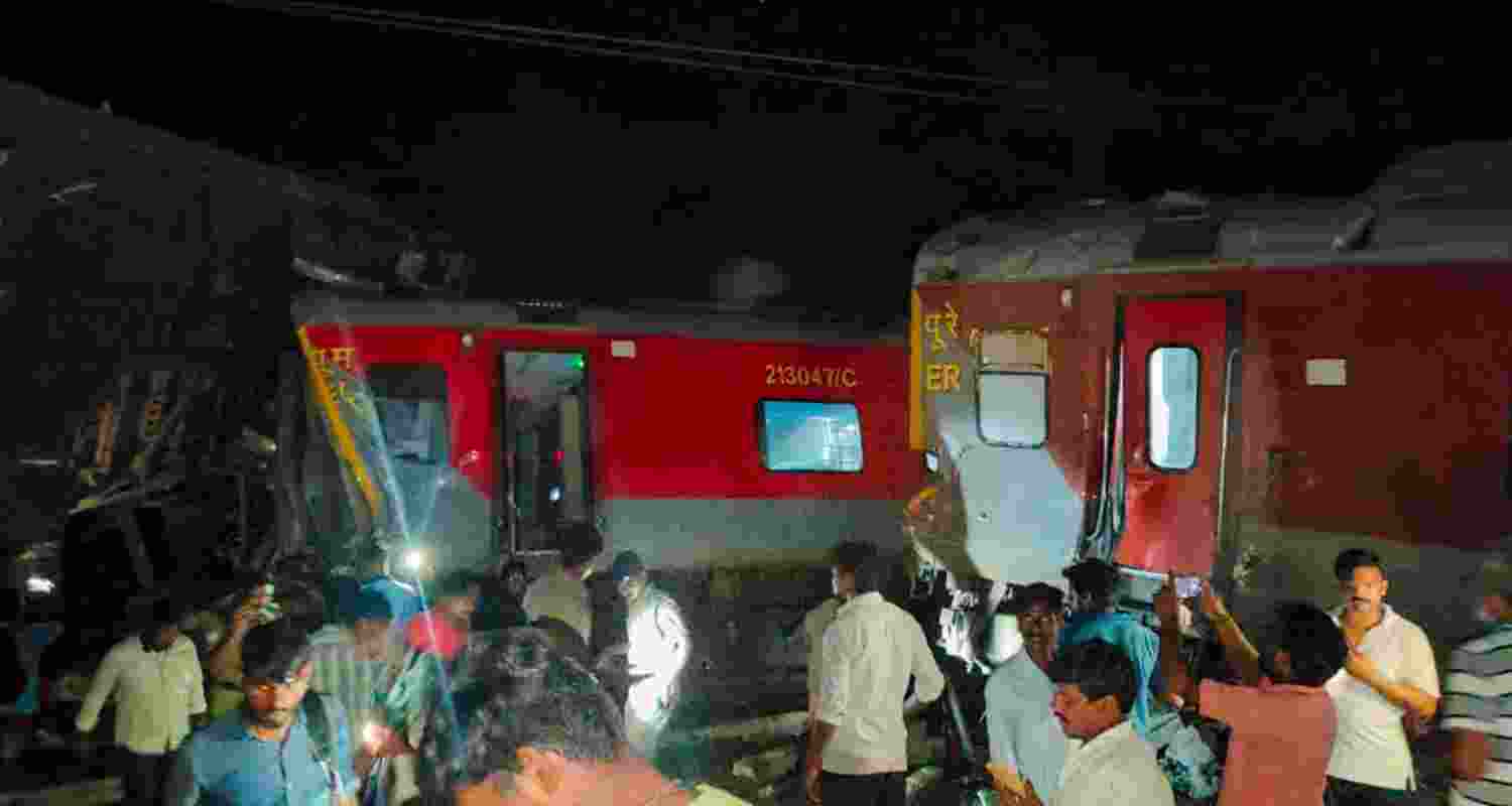 Train collision in Tamil Nadu: CM oversees relief efforts Train collision in Tamil Nadu: CM oversees relief efforts