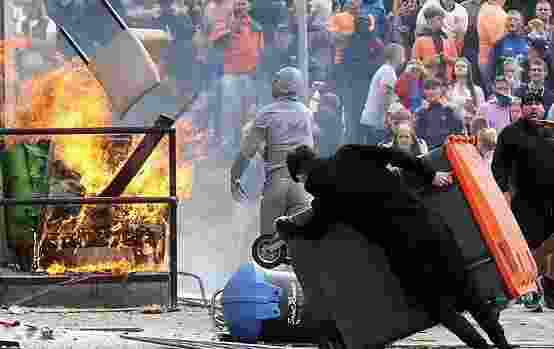 Issuing a stern violence to the rioters, said to be far-right groups, Keir Starmer posted: “Be in no doubt: Those who have participated in this violence will face the full force of the law." Issuing a stern violence to the rioters, said to be far-right groups, Keir Starmer posted: “Be in no doubt: Those who have participated in this violence will face the full force of the law."