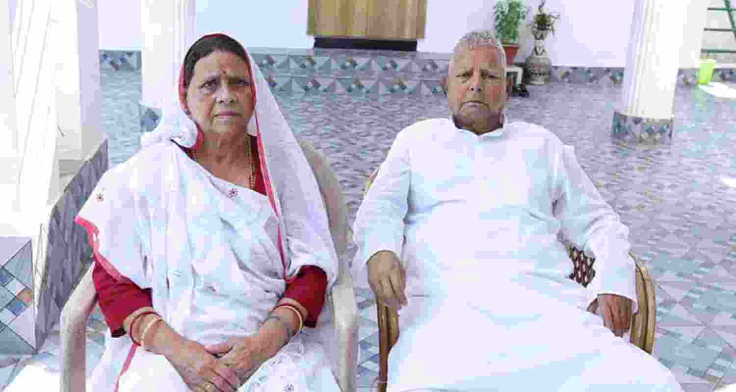 IRCTC case:Lalu, Rabri move Delhi Court against day-to-day trial IRCTC case:Lalu, Rabri move Delhi Court against day-to-day trial