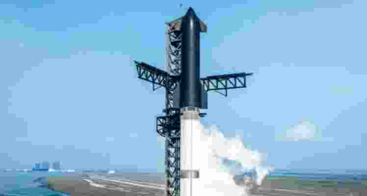 Starship's fourth test flight has been delayed by a day and is now scheduled to launch at 5:30 pm on June 6 from SpaceX's Starbase in Boca Chica, Texas. Starship's fourth test flight has been delayed by a day and is now scheduled to launch at 5:30 pm on June 6 from SpaceX's Starbase in Boca Chica, Texas.
