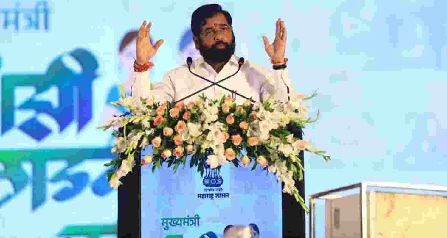 Maharashtra CM Eknath Shinde Criticises MVA For Politicising Chhatrapati Shivaji Statue Collapse. Maharashtra CM Eknath Shinde Criticises MVA For Politicising Chhatrapati Shivaji Statue Collapse.