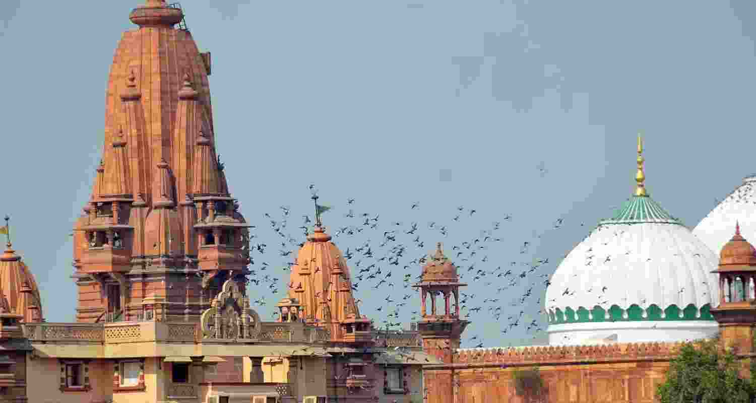Supreme Court delays hearing in Mathura Krishna Janmabhoomi case. Supreme Court delays hearing in Mathura Krishna Janmabhoomi case.