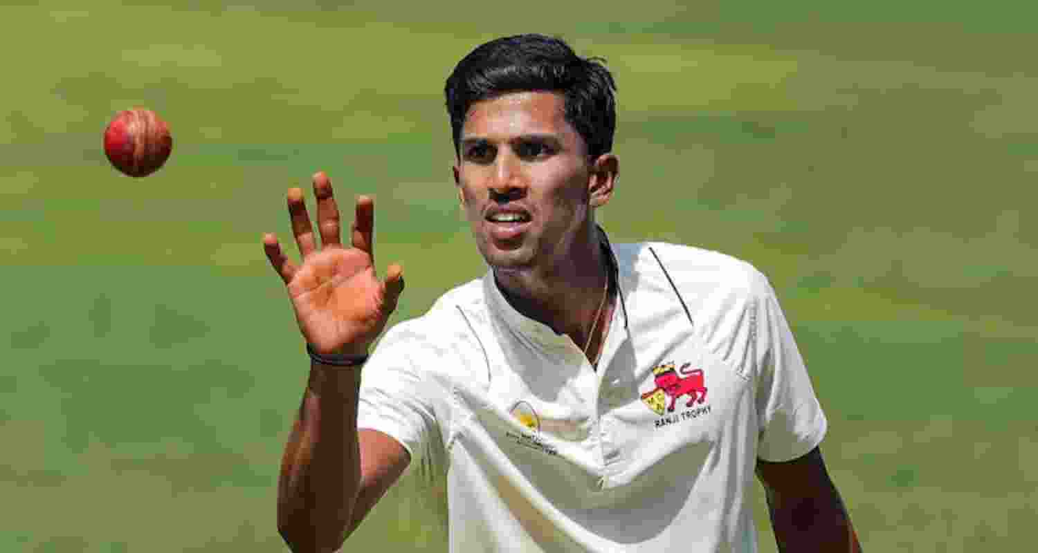 Mumbai Off Spinner Tanush Kotian Joins Indian Squad for Boxing Day Test. Mumbai Off Spinner Tanush Kotian Joins Indian Squad for Boxing Day Test.
